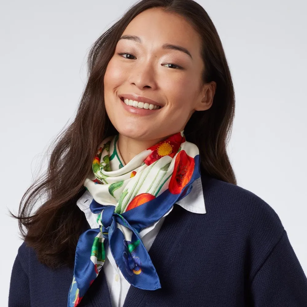 The Met Cloisters Garden Square Silk Scarf*The Met Store Discount